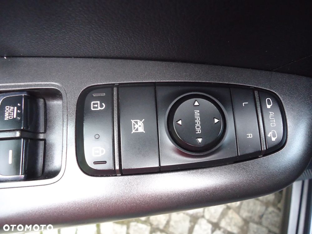 Kia Sportage 1.6 GDI L 2WD - 21