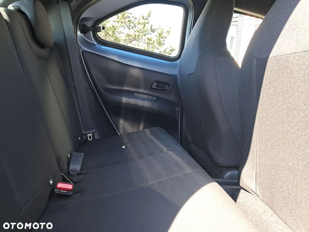 Toyota Aygo X Hybrid 1.5 Comfort e-CVT - 21