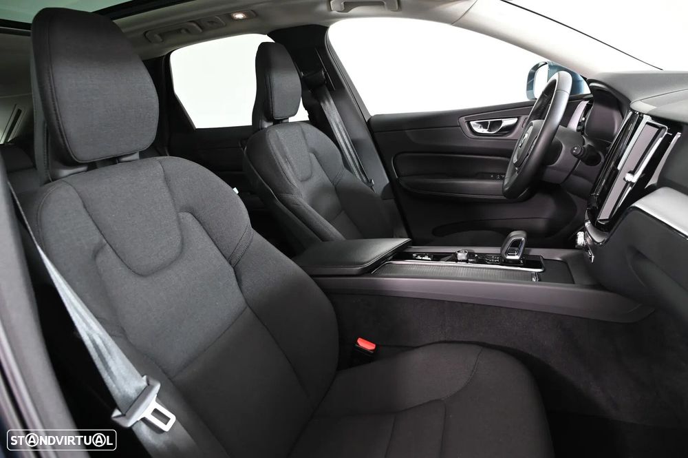 Volvo XC 60 2.0 T6 PHEV Inscription Expression AWD - 27