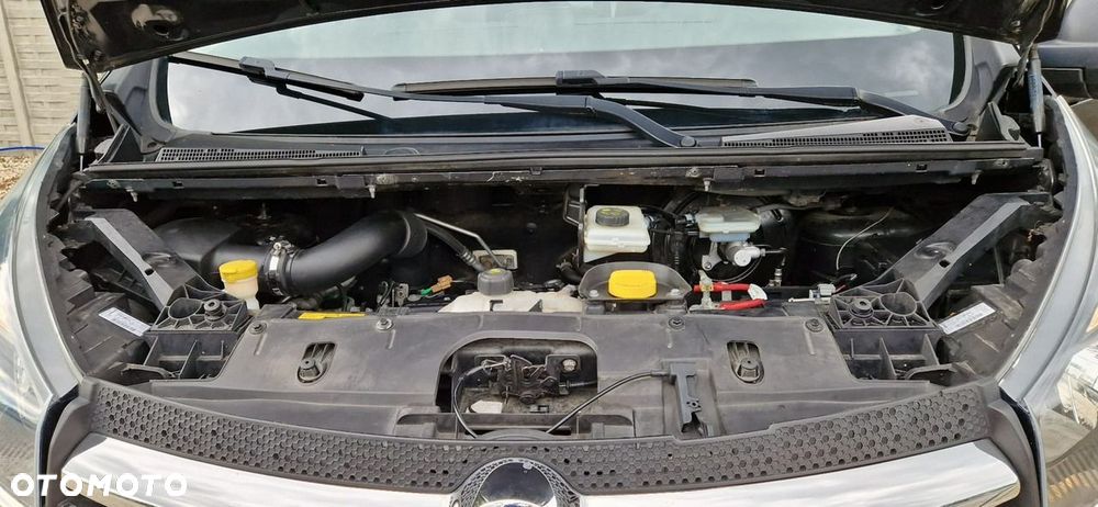 Opel Vivaro - 40