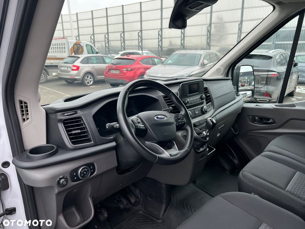 Ford Transit - 22