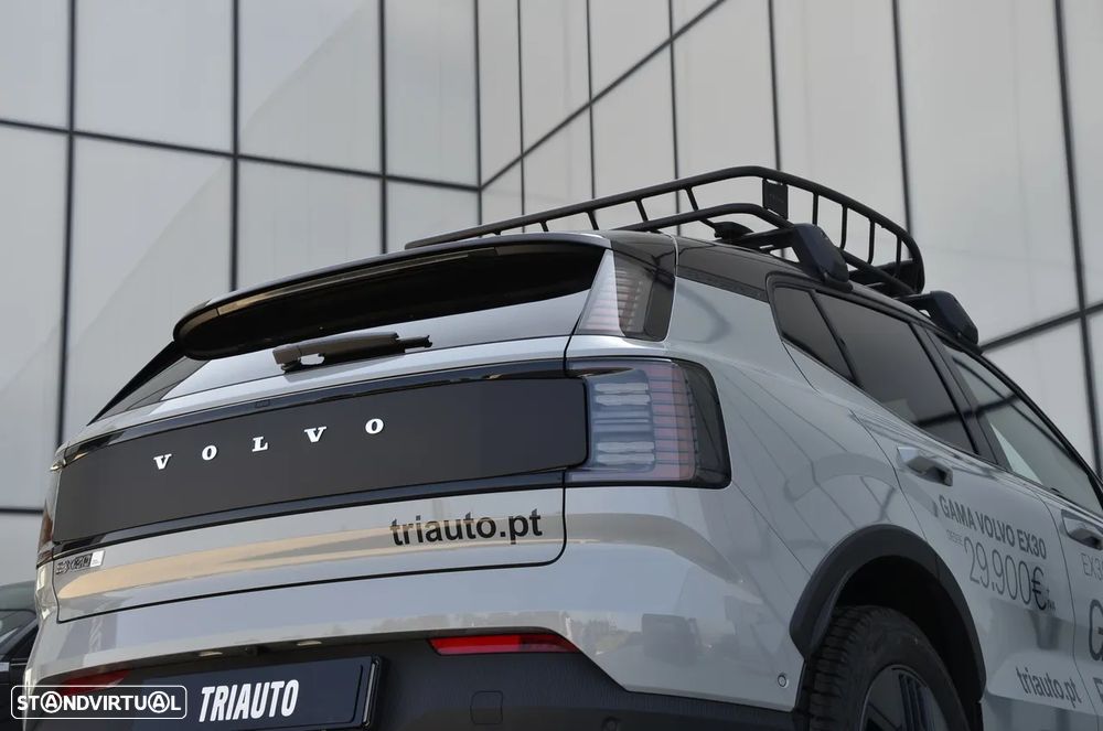 Volvo EX30 Cross Country - 41