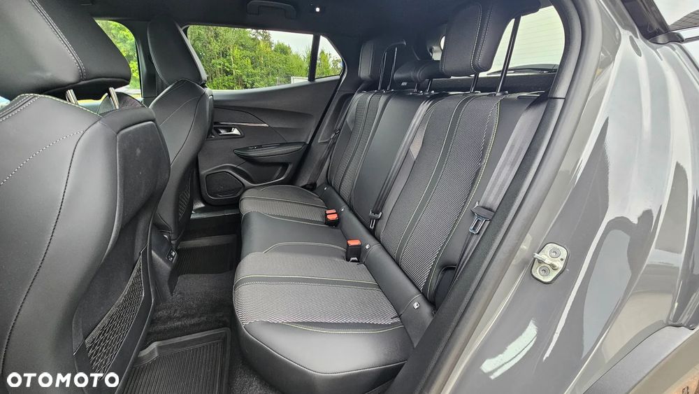 Peugeot 2008 1.2 PureTech GT S&S EAT8 - 9