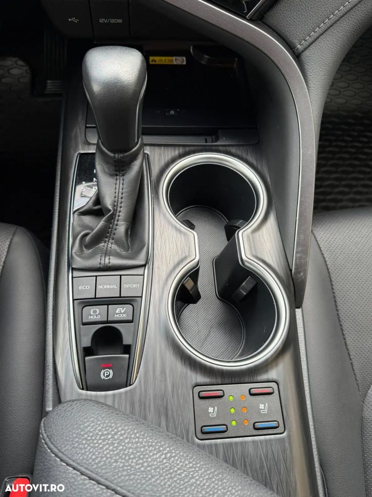 Toyota Camry 2.5 Exclusive - 23