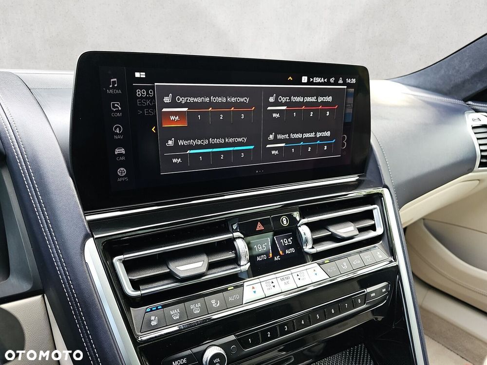 BMW Seria 8 - 23