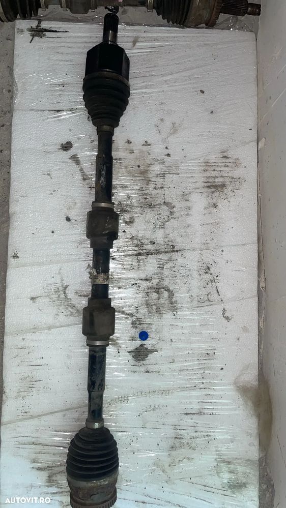 Planetara dreapta fata Hyundai I40 1.7 CRDI