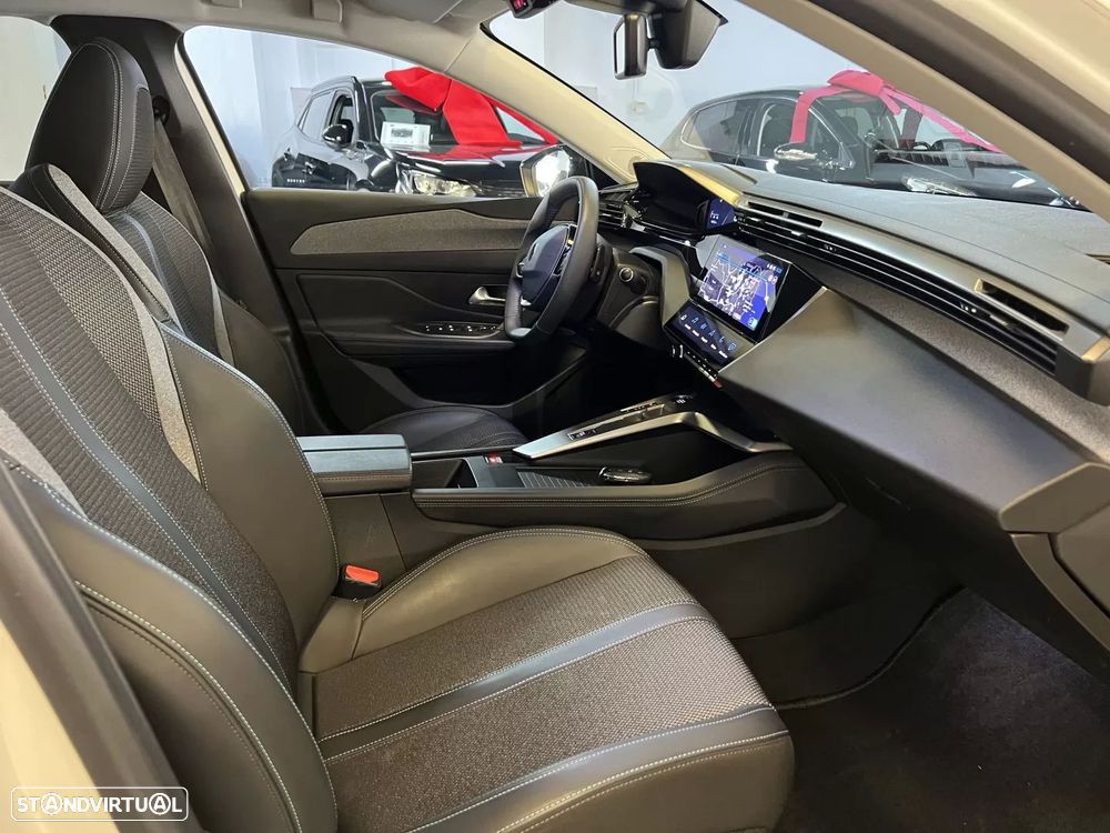 Peugeot 308 SW 1.5 BlueHDi Allure EAT8 - 11