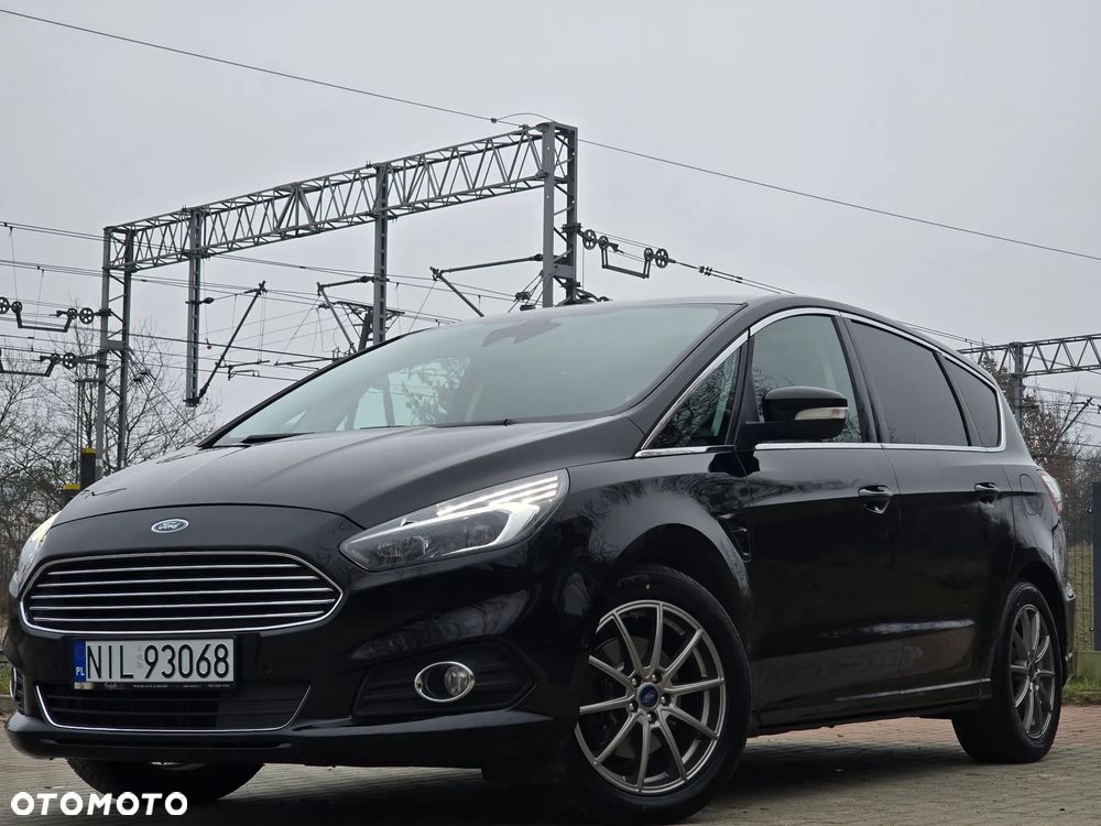 Ford S-Max 2.0 TDCi 4WD Titanium PowerShift - 32