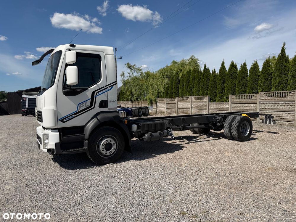 Volvo FL 240 / Rama do zabudowy / DMC 16 000 kg. / - 3