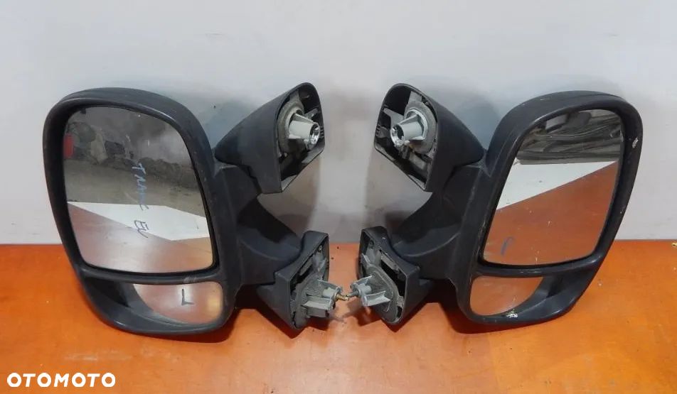 Lusterko zewnętrzne przód Renault Trafic II Vivaro Primastar  01-14 Łuków części - 2