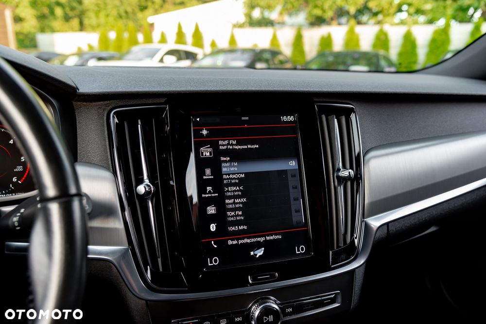 Volvo V90 D4 Geartronic - 34
