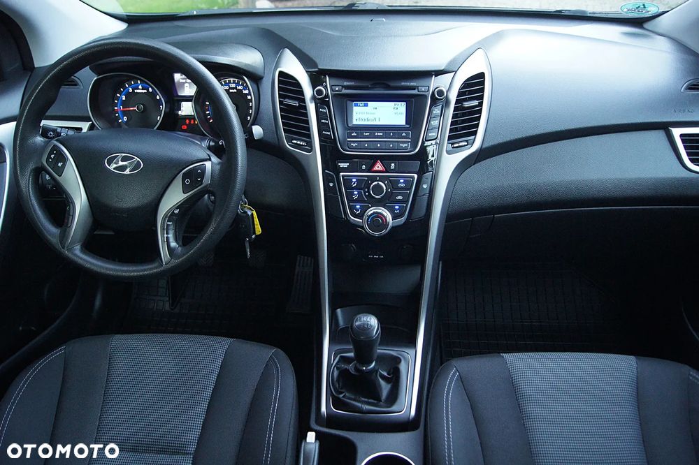 Hyundai i30 1.4 Trend - 16
