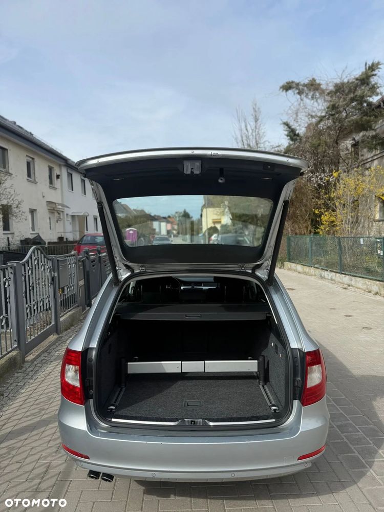 Skoda Superb 2.0 TDI Green tec Ambition - 10