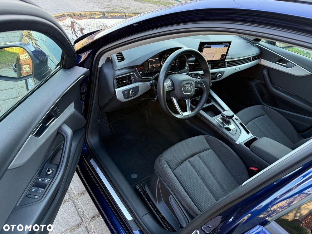 Audi A4 Avant 40 TDI quattro S tronic - 9