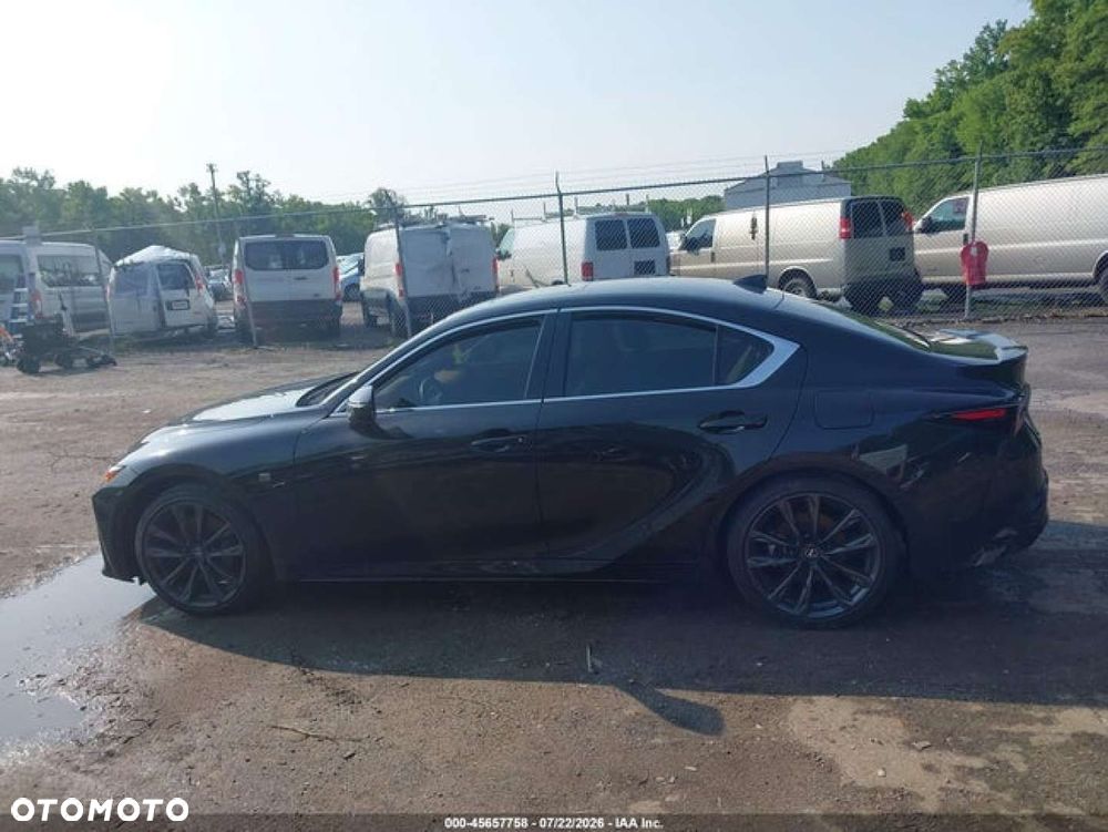 Lexus IS - 2