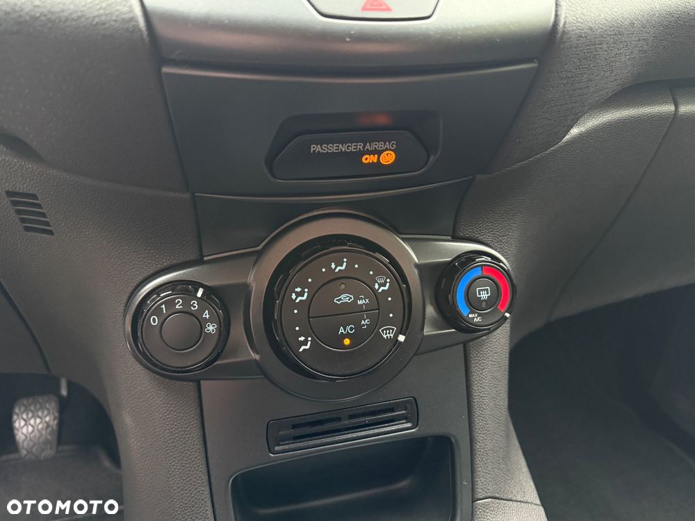 Ford Fiesta 1.0 Ambiente - 14