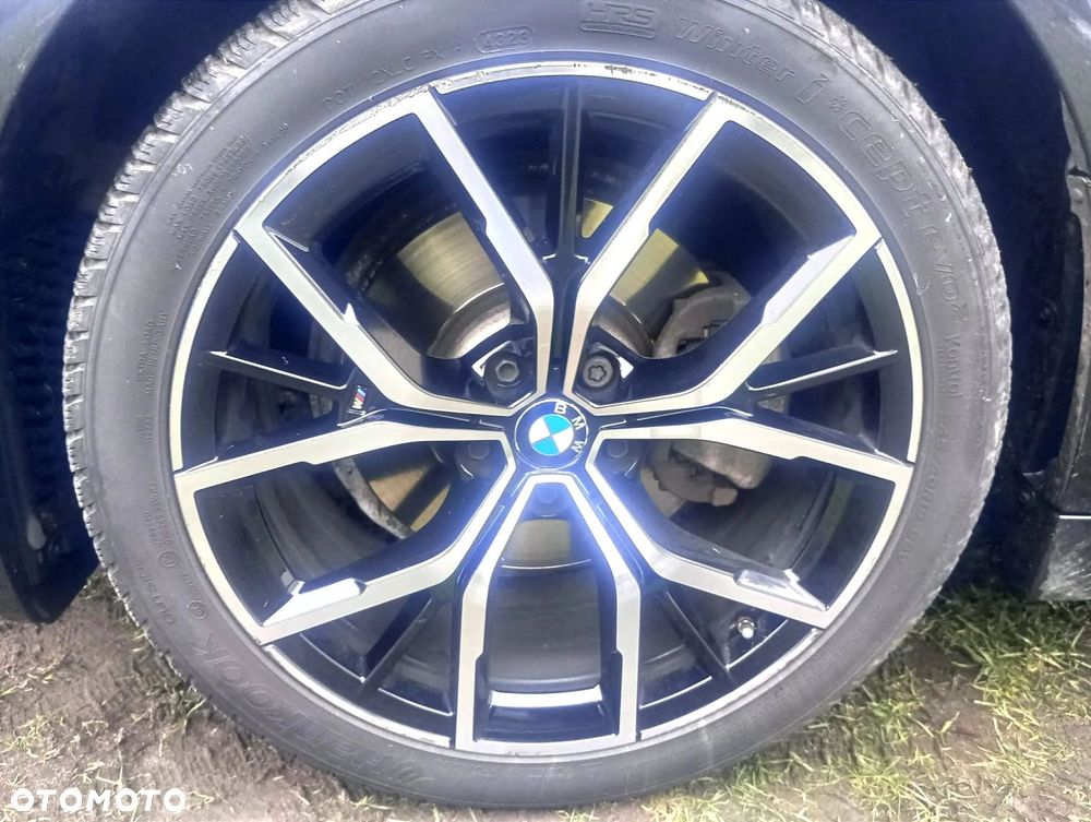 BMW Seria 5 520d xDrive - 16