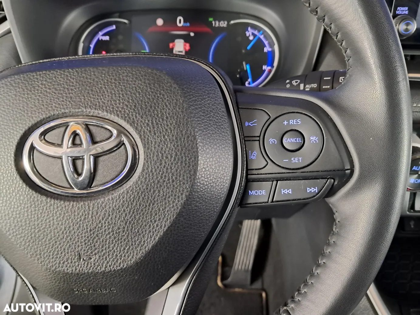 Toyota RAV4 - 12
