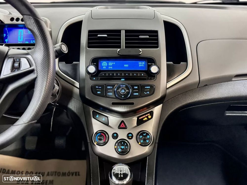 Chevrolet Aveo 1.2 LT - 22