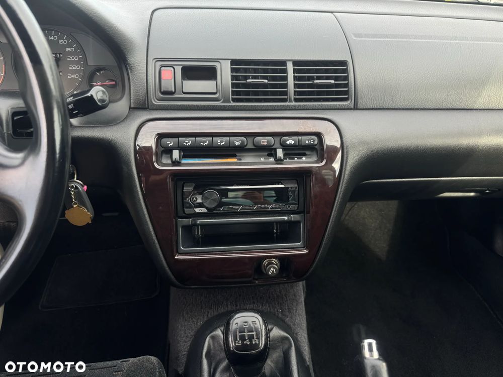 Honda Prelude 2.2 Vti - 17