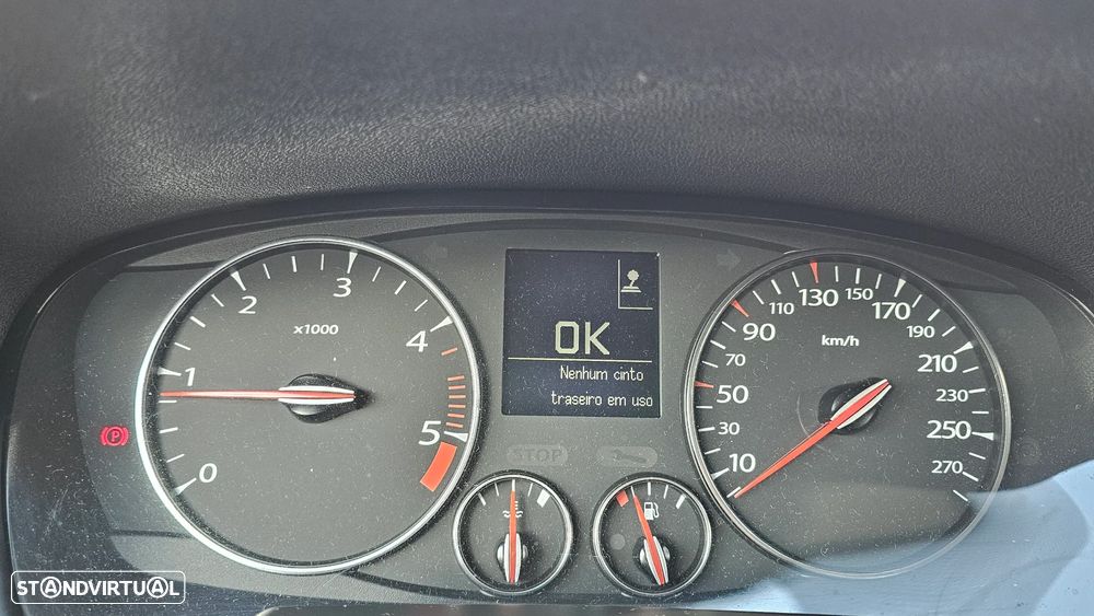 Renault Laguna 1.5 dCi Confort - 9