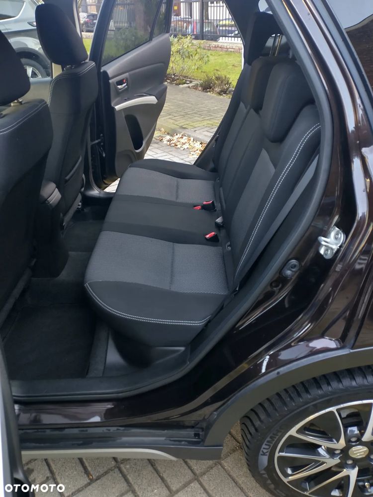 Suzuki SX4 S-Cross 1.6 VVT CVT 4x2 limited - 11