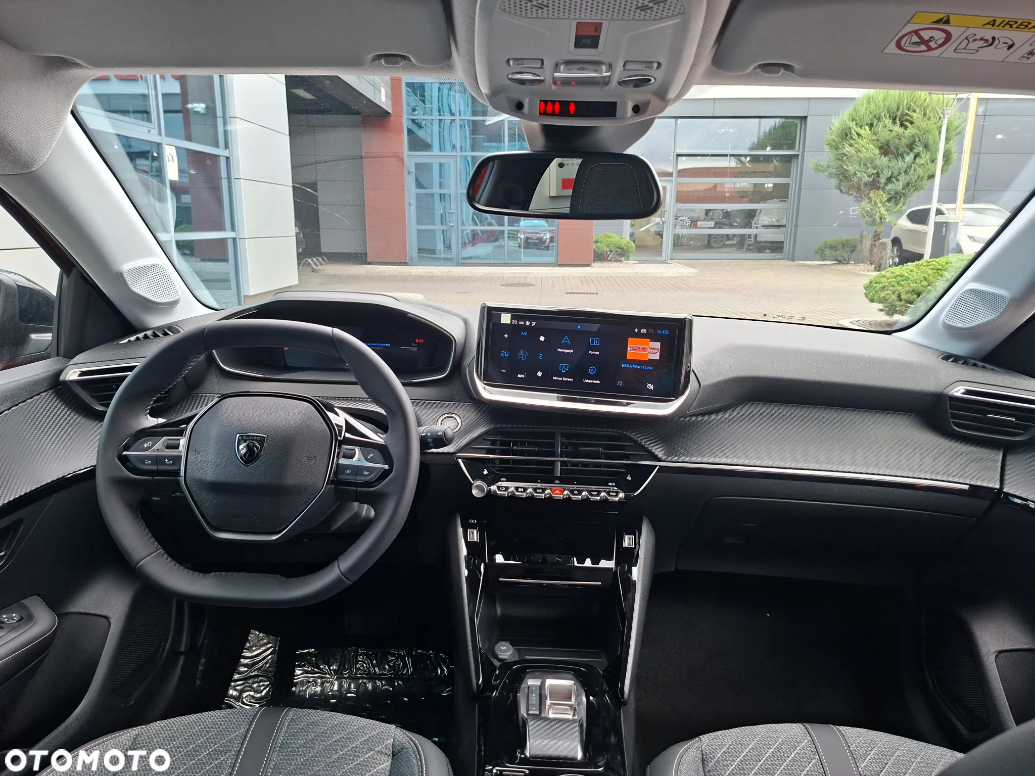 Peugeot 208 e-208 51kWh Allure - 13