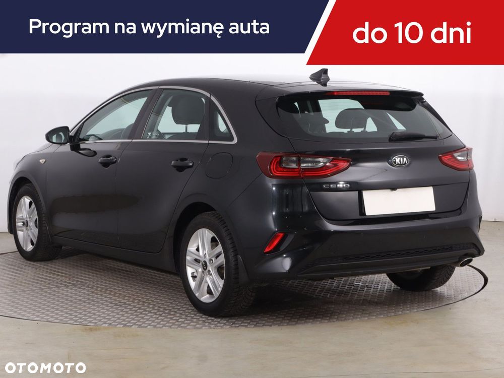 Kia Ceed - 6