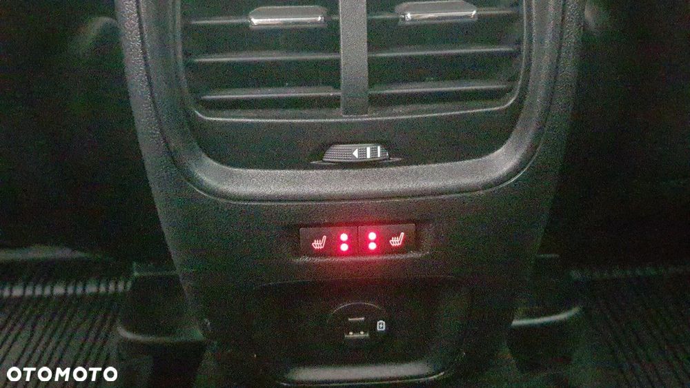 Ford Kuga - 17