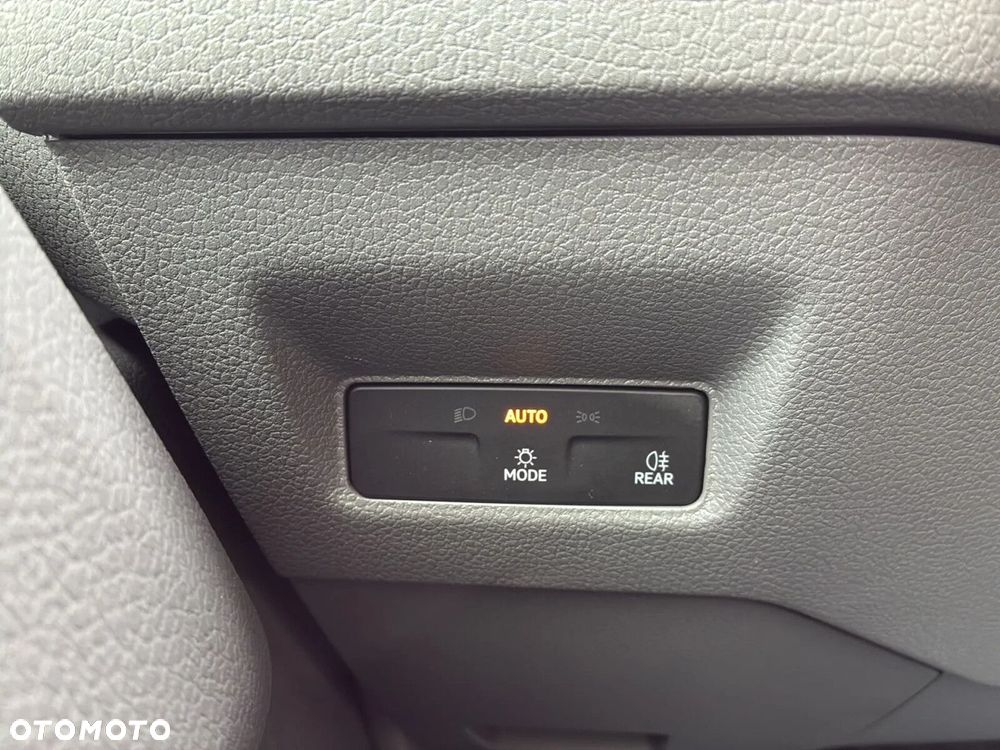 Volkswagen Crafter 50 Skrzyniowy/DMC=3,5t, 2.0 TDI 163 KM r. o. 4490mm - 37