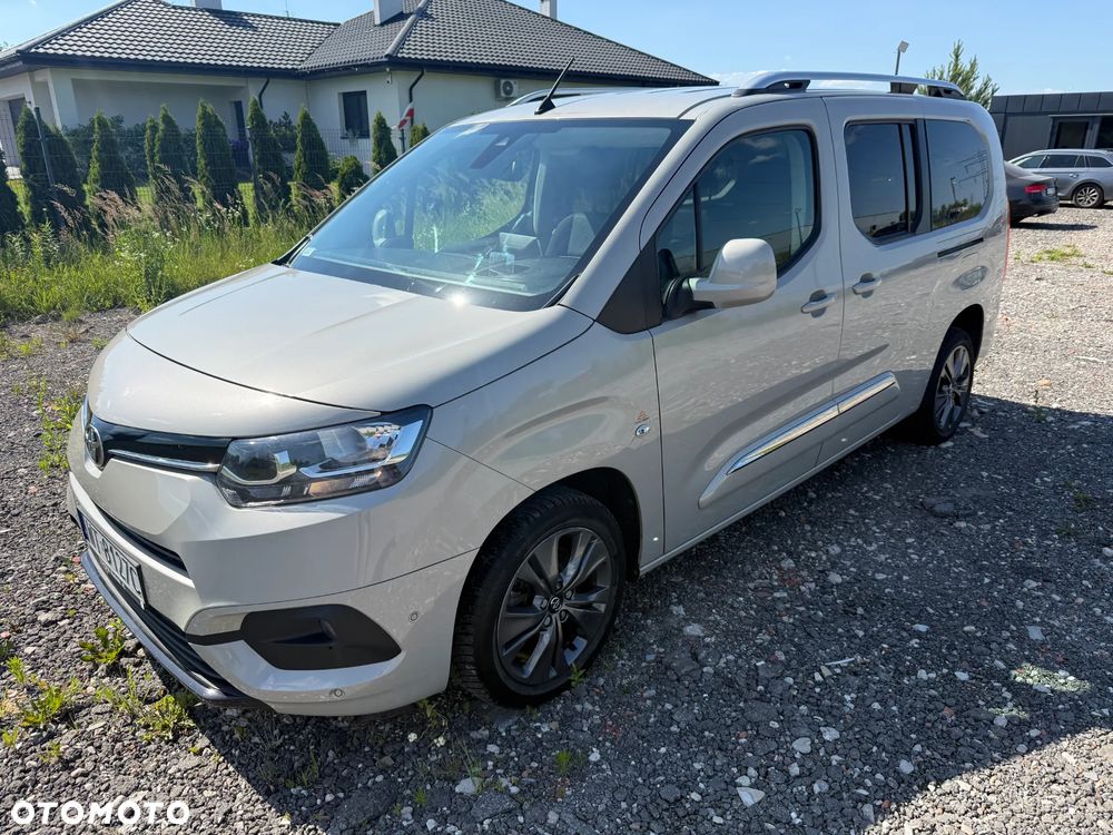 Toyota Proace City Verso Long 1.2 D-4T Family - 1