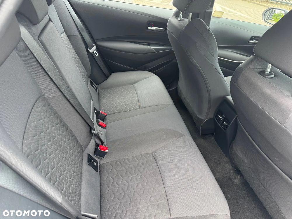 Toyota Corolla 1.8 Hybrid Comfort - 33