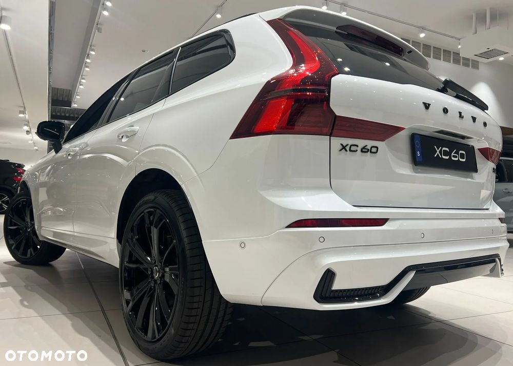 Volvo XC 60 B5 B AWD Ultimate Bright - 4