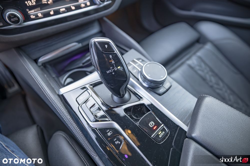 BMW Seria 5 - 23