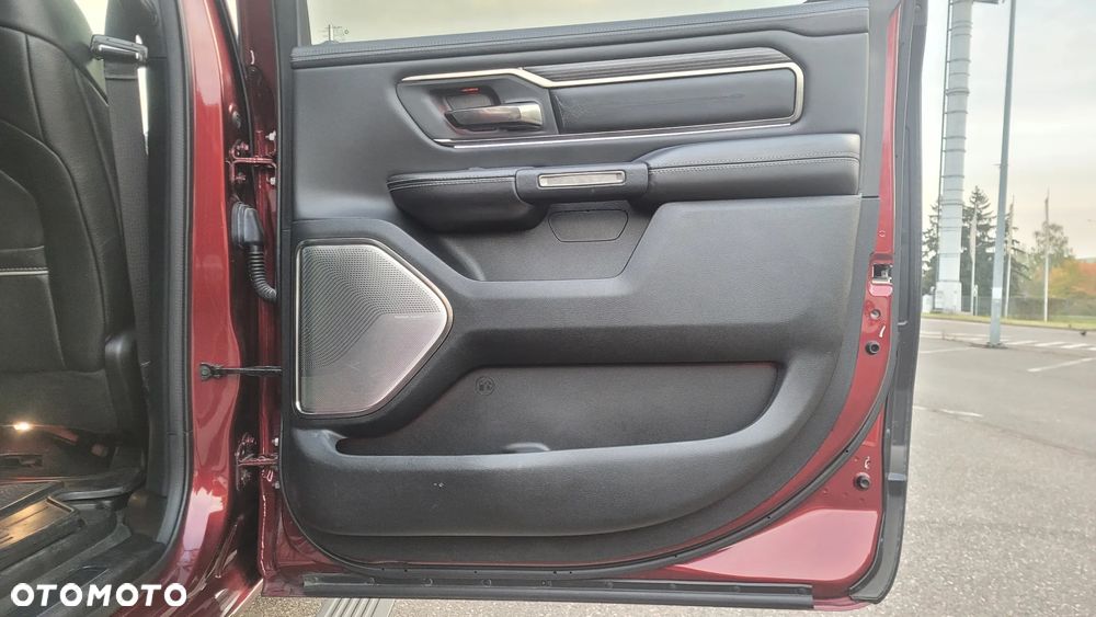 RAM 1500 5.7 Crew Cab Limited - 20