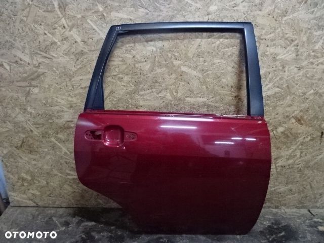 DRZWI PRAWY TYŁ SUZUKI LIANA 1.3 HB 5D LAK: Z5K - 1