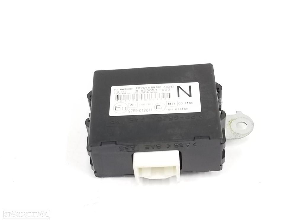 MÓDULO ELETRÓNICO TOYOTA LAND CRUISER J12 - 1