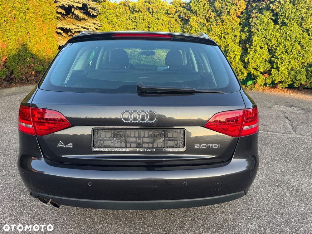 Audi A4 Avant 2.0 TDI DPF Ambiente - 11