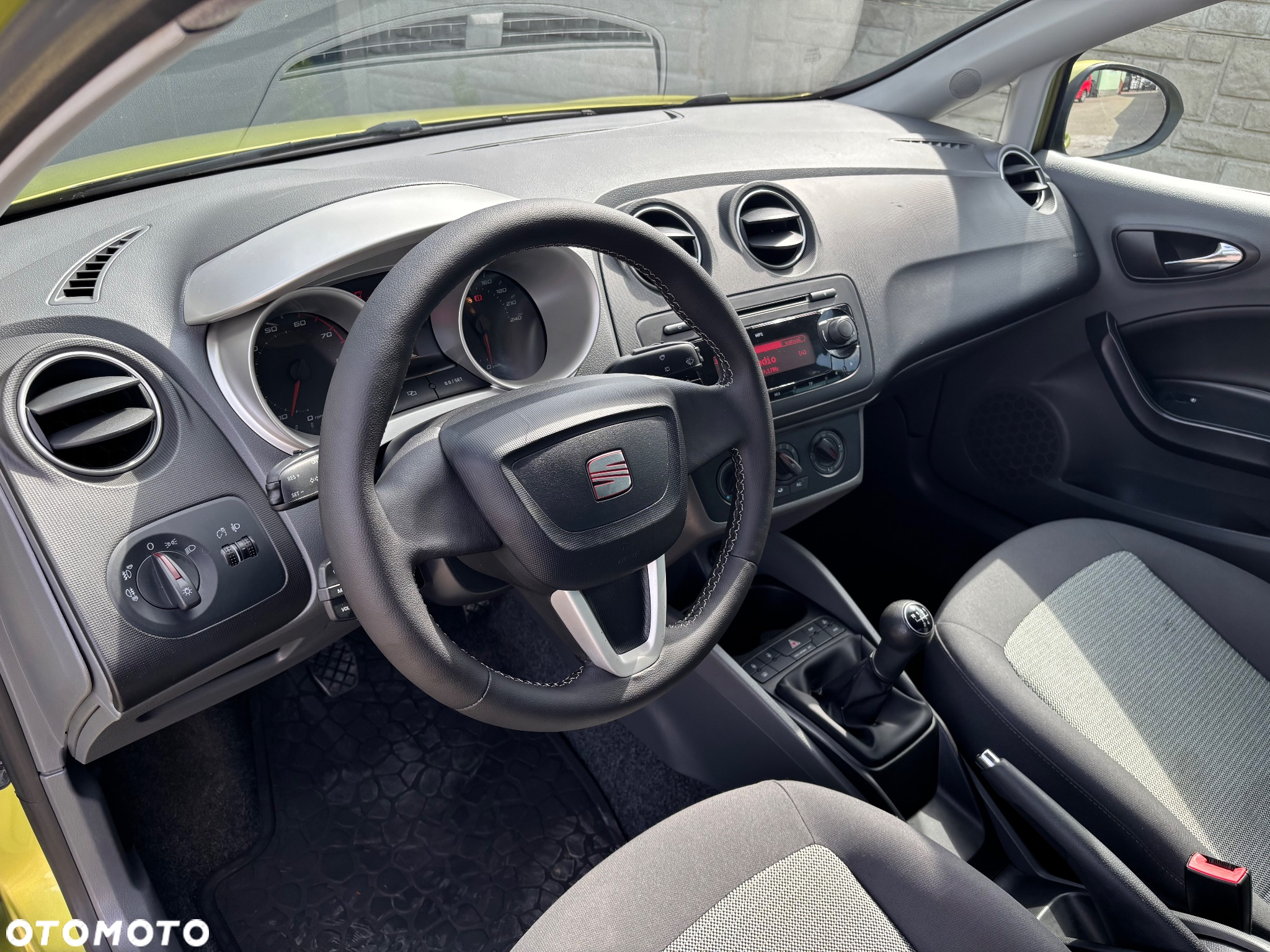 Seat Ibiza 1.4 16V Comfort Edition - 14