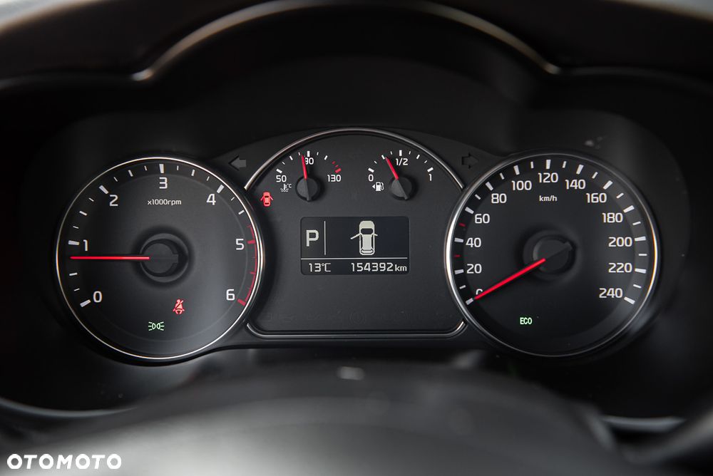 Kia Carens 1.7 CRDi M 7os - 18