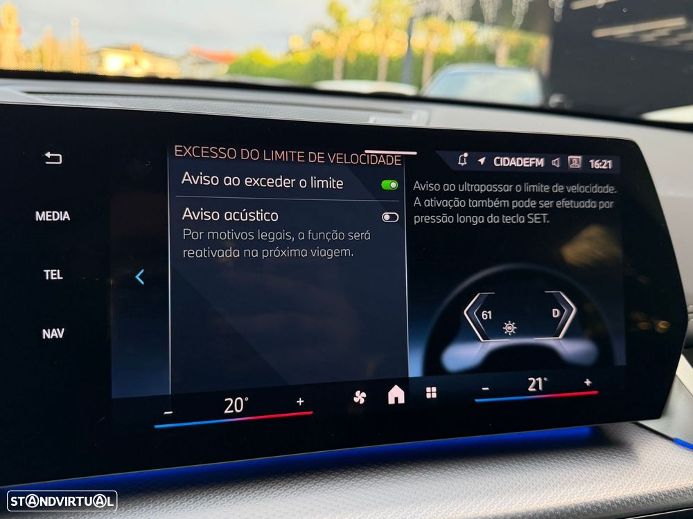 BMW X1 xDrive25e Pack Desportivo M - 53