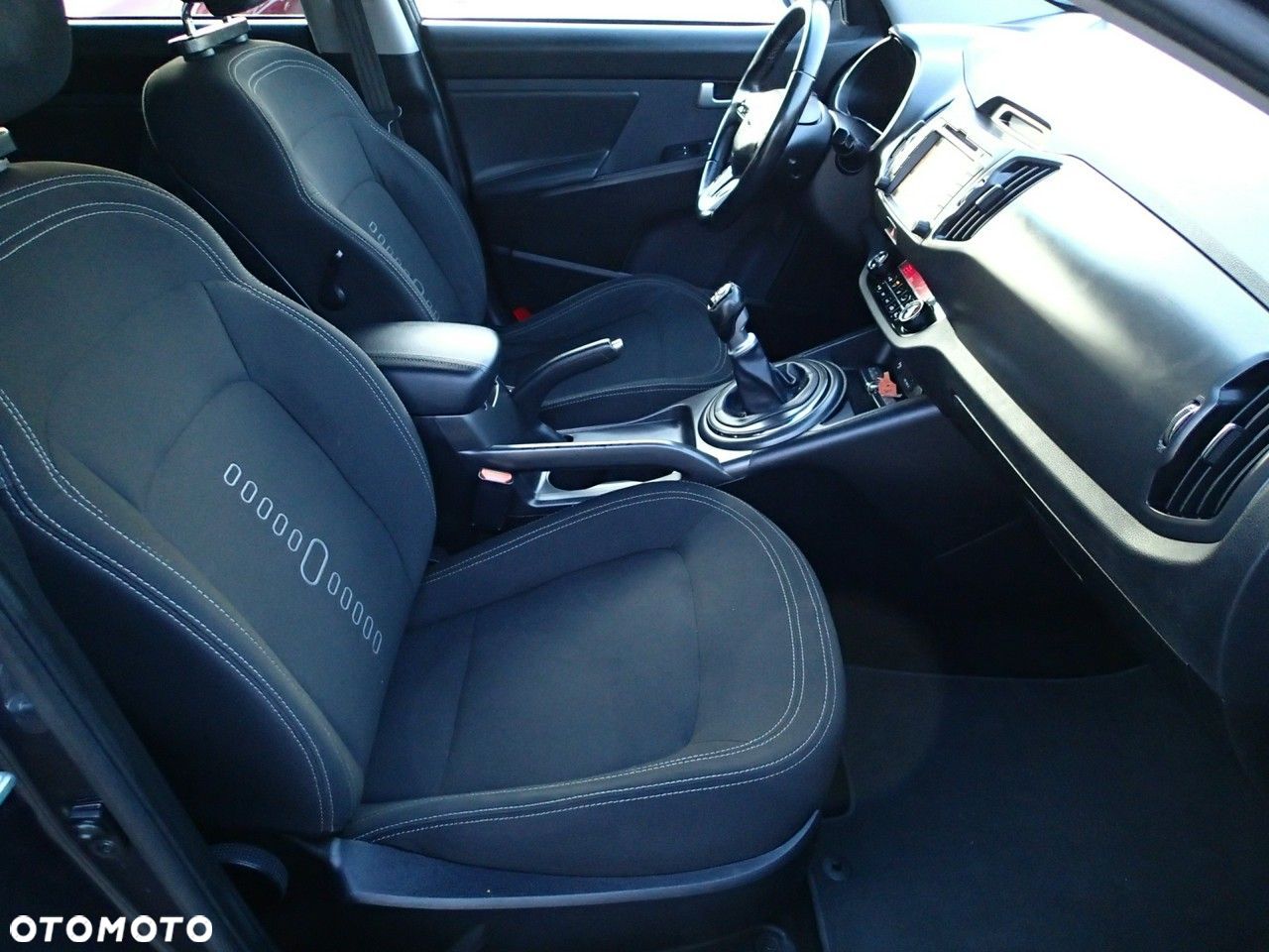 Kia Sportage 1.7 CRDI 2WD Spirit - 12