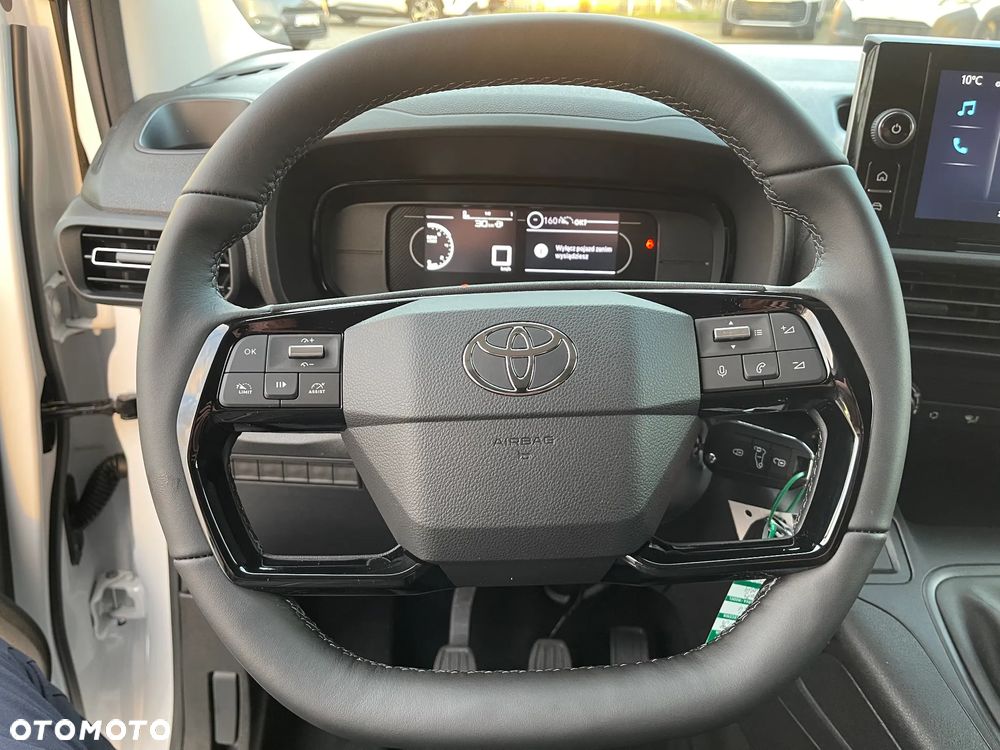 Toyota Proace City - 14