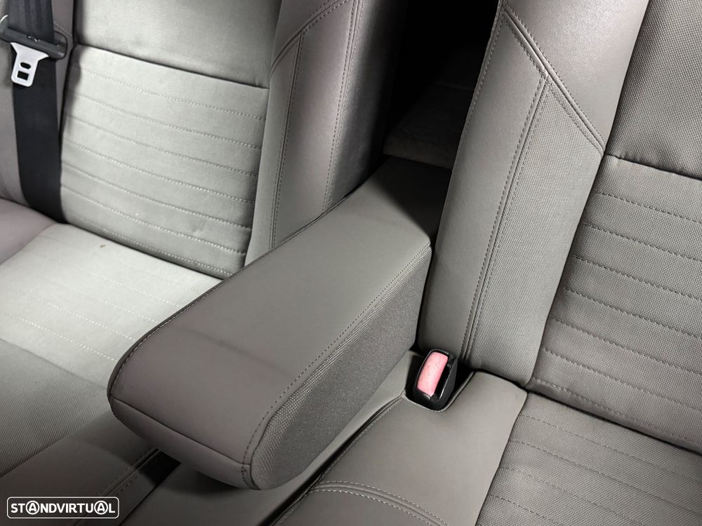 Volvo C30 1.6 D Drive Momentum - 33