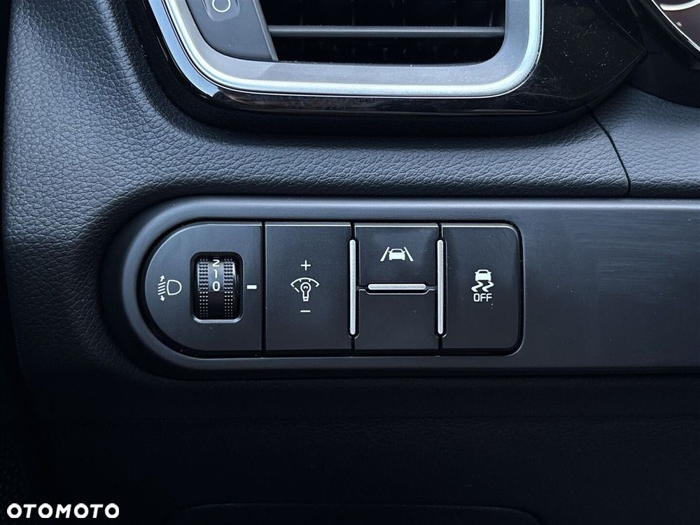 Kia XCeed 1.5 T-GDI Business Line - 19