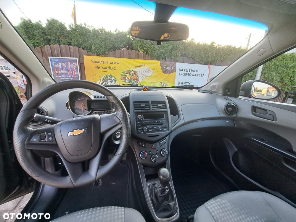 Chevrolet Aveo - 5