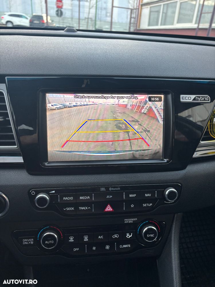 Kia Niro - 13