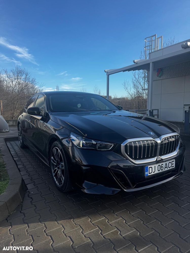 BMW Seria 5 530e Aut. - 8