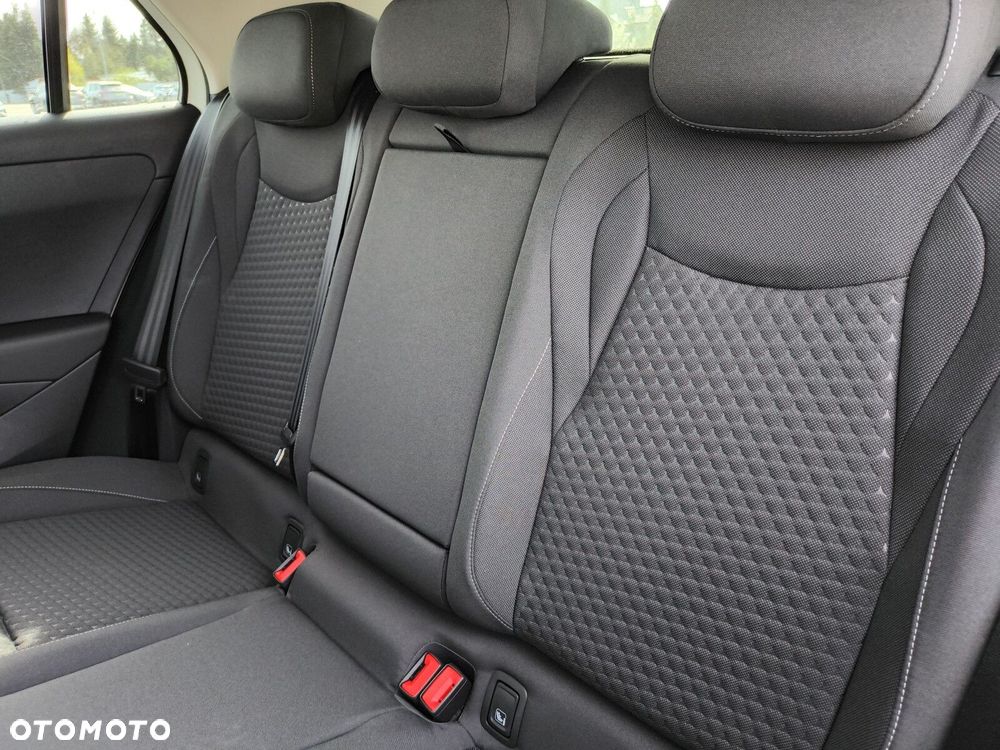 Volkswagen T-Roc - 16