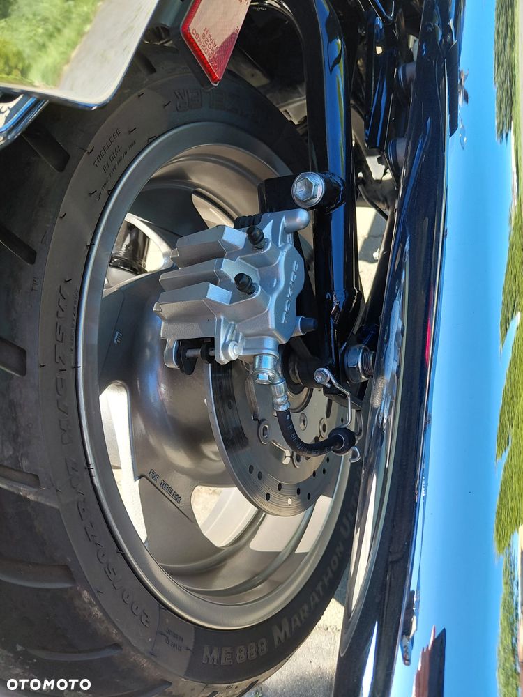 Suzuki Boulevard - 7